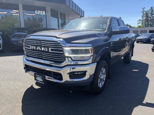 Granite Crystal Metallic Clearcoat 2022 RAM 2500 Laramie Crew Cab 4x4 6'4' Box