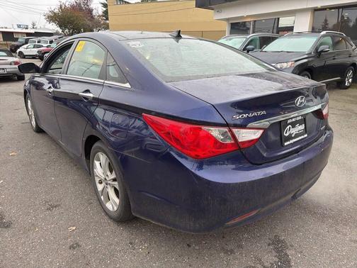 2012 Hyundai SONATA Limited