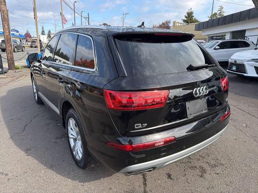 2017 Audi Q7 3.0T Premium