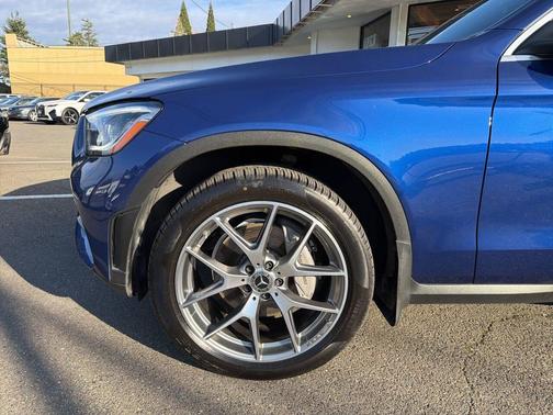 2021 Mercedes-Benz GLC 300 4MATIC