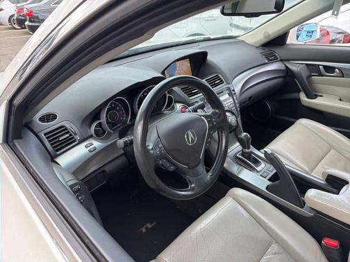 2011 Acura TL Technology