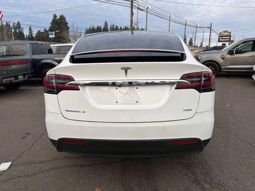 2016 Tesla Model X 90D