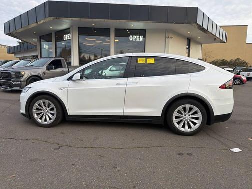 2016 Tesla Model X 90D