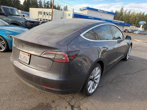 2019 Tesla Model 3 Performance