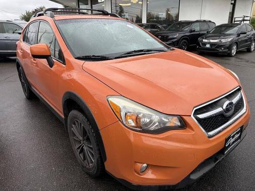 Tangerine Orange Pearl 2014 Subaru XV Crosstrek 2.0i Premium