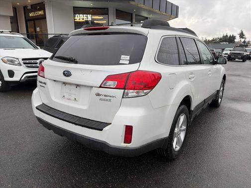 2013 Subaru Outback 2.5i Limited