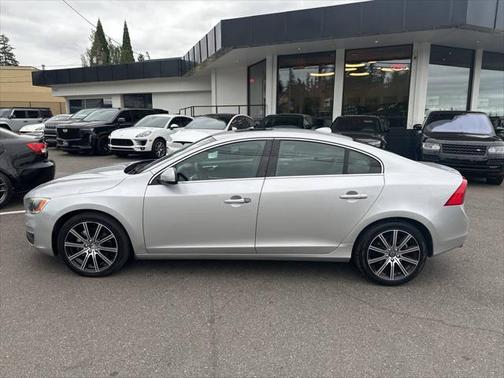 2016 Volvo S60 Inscription T5 Inscription Platinum