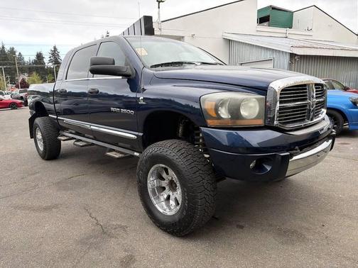 Patriot Blue Pearlcoat 2006 Dodge Ram 2500 Laramie Mega Cab