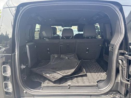 2021 Land Rover Defender 110 X