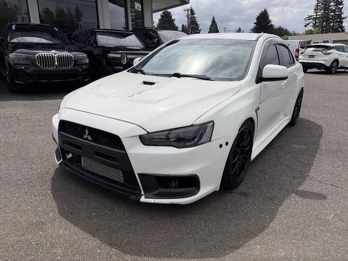 Wicked White Metallic 2013 Mitsubishi Lancer Evolution GSR