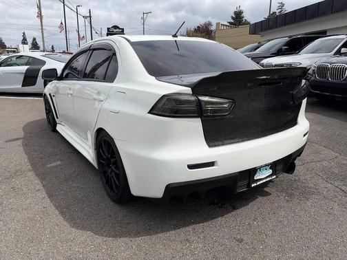 Wicked White Metallic 2013 Mitsubishi Lancer Evolution GSR