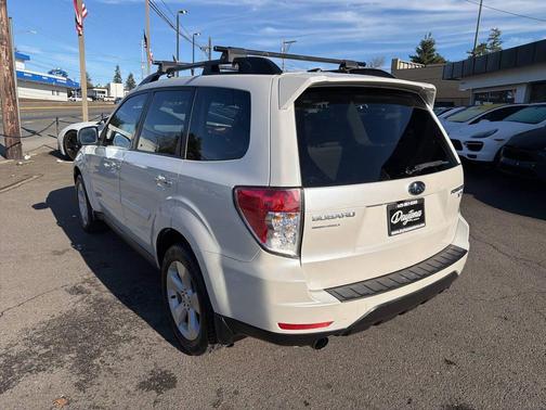 2011 Subaru Forester 2.5 X Premium