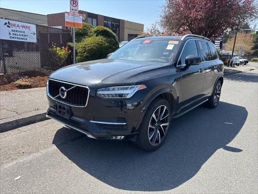 2019 Volvo XC90 T6 Momentum