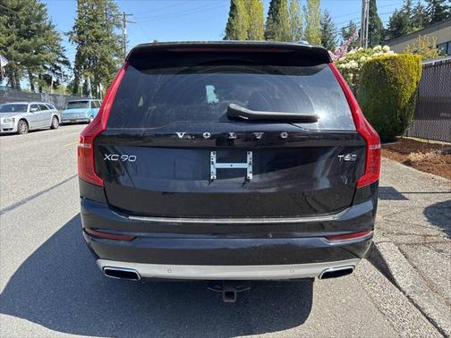 2019 Volvo XC90 T6 Momentum