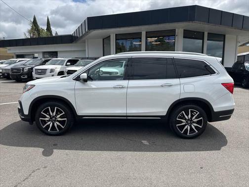 2020 Honda Pilot Touring 8-Passenger