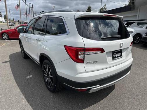 2020 Honda Pilot Touring 8-Passenger