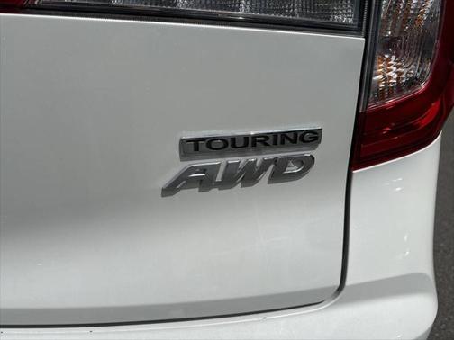 2020 Honda Pilot Touring 8-Passenger