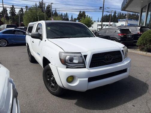 Super White 2010 Toyota Tacoma Base