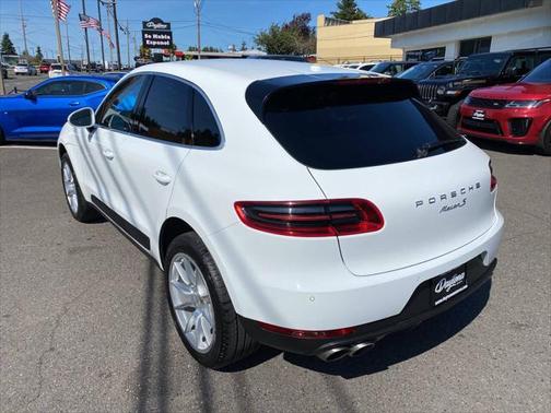 2016 Porsche Macan S