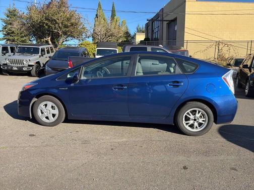 2010 Toyota Prius II