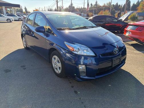 2010 Toyota Prius II