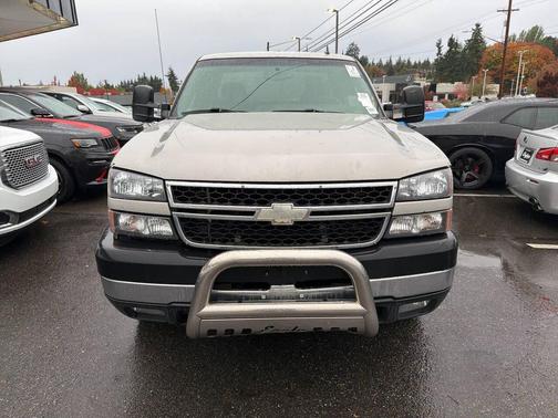 2006 Chevrolet Silverado 2500 LS H/D Extended Cab