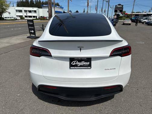 2023 Tesla Model Y Performance Dual Motor All-Wheel Drive