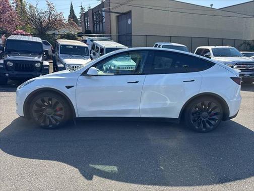 2023 Tesla Model Y Performance Dual Motor All-Wheel Drive