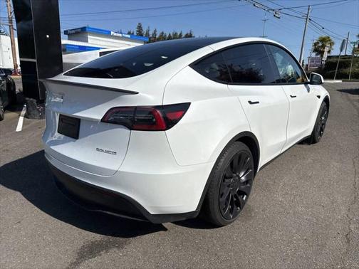 2023 Tesla Model Y Performance Dual Motor All-Wheel Drive