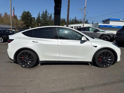 2023 Tesla Model Y Performance Dual Motor All-Wheel Drive