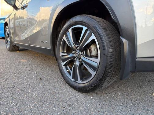 2020 Lexus UX 250h Luxury
