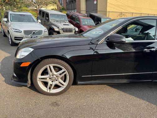 2013 Mercedes-Benz E-Class 4MATIC