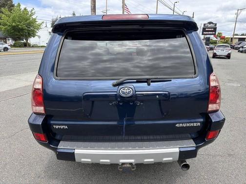 Titanium Metallic 2004 Toyota 4Runner SR5