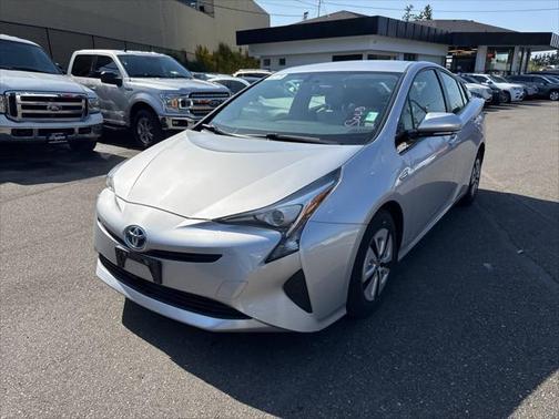 2016 Toyota Prius Three