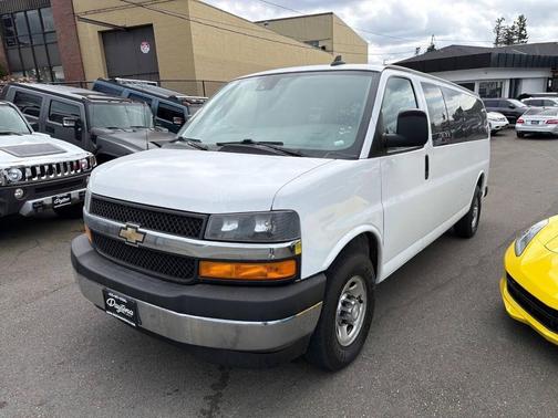 2019 Chevrolet Express 3500 LT