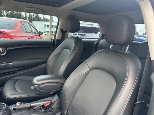 2016 MINI Hardtop Cooper