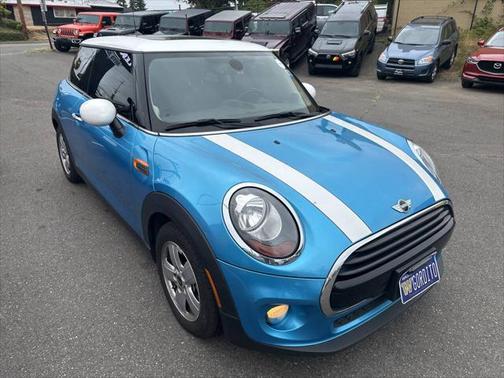2016 MINI Hardtop Cooper