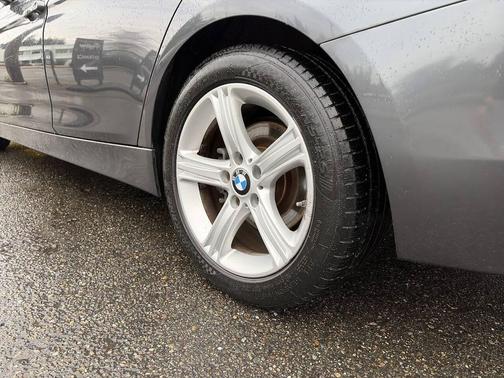 Mineral Gray Metallic 2014 BMW 320 i