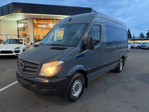 2018 Mercedes-Benz Sprinter 2500 Standard Roof