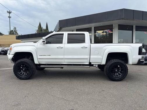 2016 GMC Sierra 3500 Denali