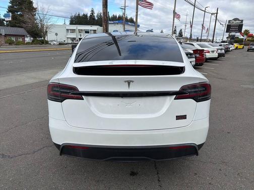 2022 Tesla Model X Plaid Tri Motor All-Wheel Drive