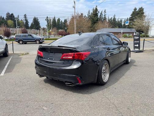 Crystal Black Pearl 2018 Acura TLX V6
