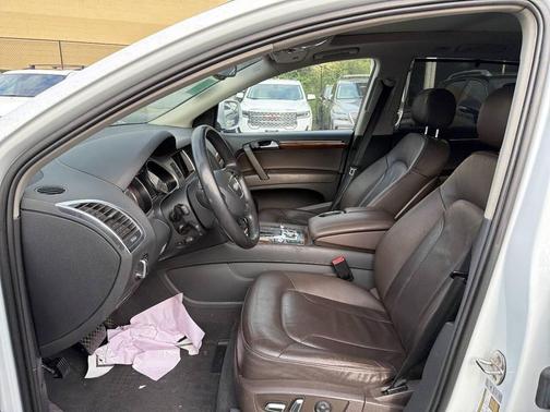 Carrara White 2014 Audi Q7 3.0 TDI Premium