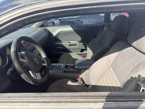 2013 Dodge Challenger SXT