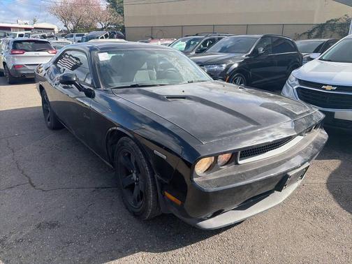 2013 Dodge Challenger SXT