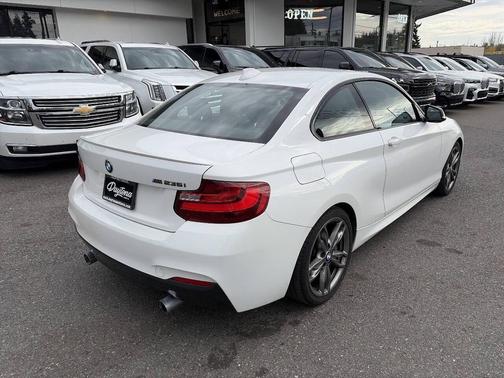 Alpine White 2016 BMW M2 Base