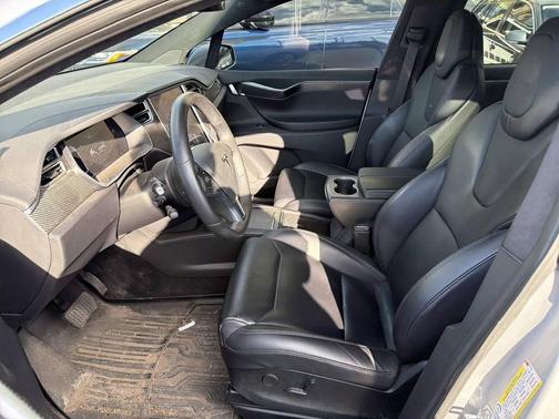 Silver Metallic 2017 Tesla Model X 100D