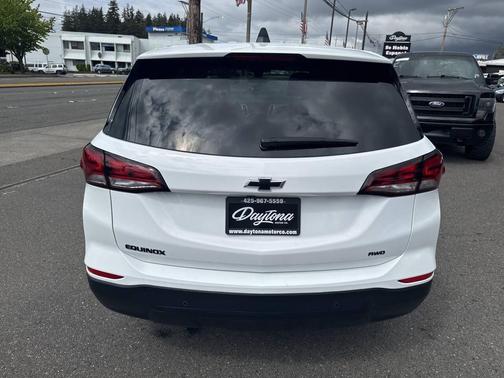 2023 Chevrolet Equinox LS