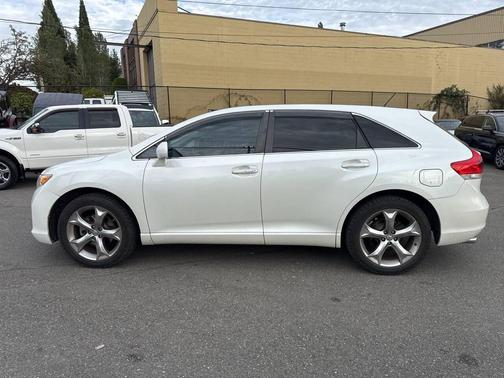 2010 Toyota Venza Base