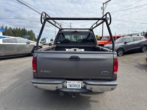 2004 Ford F-250 XL Crew Cab